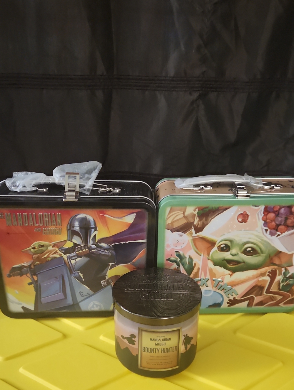 3 Set. The Mandalorian & Grogu Lunchbox Set with Grogu Candle - Green and Black